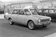 Simca 1500 estate 1964 Motor Show Car Old Photo 4