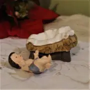 Infant Baby Jesus in Manger Crib Removable Christmas Nativity Piece 2 inch