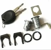 Ignition Key Switches for GY6 50cc 150cc Moped Scooter 4 Pin Plug Motorcycle Lock Ignition Switch Key Set Ignition Barrel Key Switch