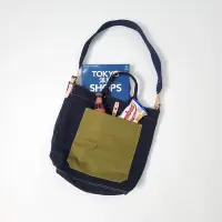 在飛比找蝦皮購物優惠-韓國品牌 TRIFFER original 帆布側背包