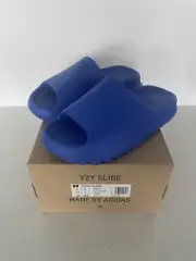 Adidas Yeezy Slide Azure US9| Brand New