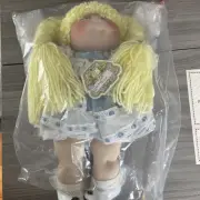 Cabbage Patch Kids Doll 16" Kellyn Marie #452 Porcelain 1984. Certificate/box