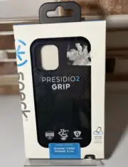 Speck Presidio 2 Grip Case For iPhone 11 Pro Black/White Logo New