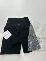 Beyond Yoga Spacedye Keep Pace 5" Biker Short Dark Night Size Small NWT