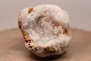 Beautiful Clear Quartz Crystal Gem Geode Mineral Specimen 10.653 Ounces