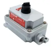Killark FXCS-5S2A1-MB 2-Position Selector Switch Box & Cover 3/4" Feed Thru Hub