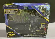 DC Batman vs Swamp Thing Amory Attack Batcycle