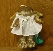 Russ Berrie Plush #2047 ANGELIQUE 6" Frog From Retail Store NEW/tag, Ornament