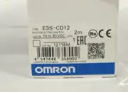 Omron Automation E3S-CD12 E3SCD12 REFLECTIVE Photoelectric Switch Sensor 2M 30V