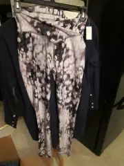 NEW AERie OFFLINE PANTS floral size small CUTE