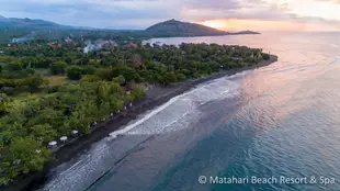 馬塔哈瑞海濱度假村Matahari Beach Resort & Spa
