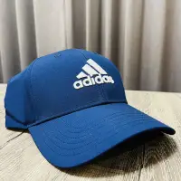 在飛比找蝦皮購物優惠-（全新）藍白Adidas高爾夫球帽/正版Adidas/愛迪達