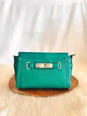 NWT Authentic Coach Signature Swagger Wristlet Handbag Crossbody Bag Green $275