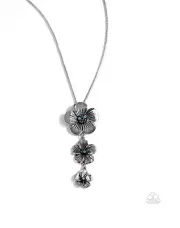 Paparazzi Wallflower Whimsy - Blue Necklace