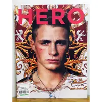 在飛比找蝦皮購物優惠-歐美進口外文男性時尚雜誌 HERO 冬春號 / 2011-1