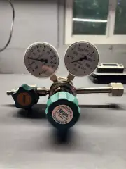 Airgas Specialty Gas Regulator Y12-N145E580