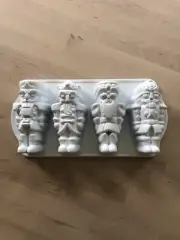 Nordic Ware Nutcracker Sweets Cakelet Pan
