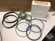 2516274 NEW STEERING CYLINDER SEAL KIT FOR VOLVO FREE SHIPPING FITS 275B