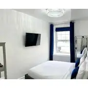 200m To Ocean, Entire Flat