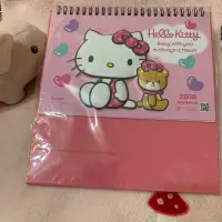 在飛比找蝦皮購物優惠-2018年 Hello kitty 凱蒂貓立體桌曆 三角桌曆