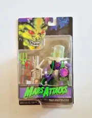 MARS ATTACKS 6" Martian Paeec Overlord TALKS Trendmasters New On Card Movie Toy