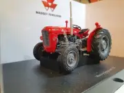 1:32 Massey Ferguson MF 35X Tractor 1962 Scale Classic Model UH Boxed 2701