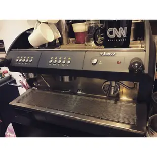 Saeco 專業用 半自動咖啡機 跟85度c相同機種商業專用機 要開店就這台了啦 ！