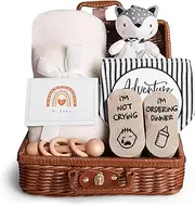 Shower Gift Set Unique Gifts Basket Essentials Stuffs Lovely Blanket Bibs Socks Wooden Rattle & Greeting Card