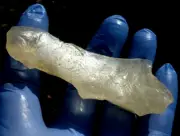 Libyan Desert Glass Meteorite Tektite impact specimen( 185 crt)Big Angel Chime