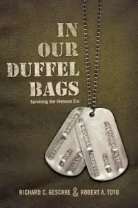 在飛比找博客來優惠-In Our Duffel Bags: Surviving 