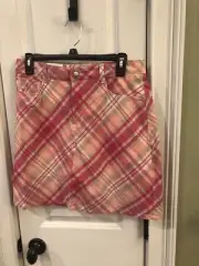 NWT Skort Size 6 Women’s Croft&Bartow Pink Multi SKU WR Mid Rise Secret Slimming