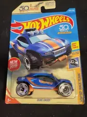 2018 Hot Wheels #309 HW 50 Race Team 10/10 DUNE DADDY Blue New Model Near Mint