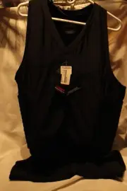McDavid Body Armour V-Neck Tank top w/ rib and spine pads Size XXL Color Black N