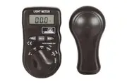 QM1587 Digital Light Meter