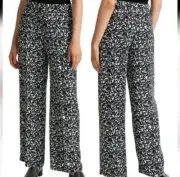 Club Monaco New With Tags Wide Legged Long Pants Black Size 4