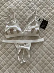 New Nightgames Bow Peep Set Size 8 $59.99 Crotchless Thong & Bralette