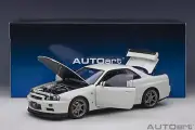Autoart Nissan Skyline GT-R (R34) V-spec II White Pearl 1:18*New! VERY NICE!!