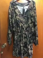 COTTON ON ELIJAH CAMO PLAYSUIT WITH POCKETS BNWT SZ M F96