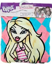 RETRO: Bratz Towel in a Bag. 1 x Beach Towel & 1 x Cloe Bratz Beach Bag