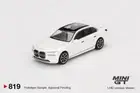 MINI GT 1:64 i7 xDrive60 Mineral White Diecast Model Car