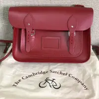 在飛比找蝦皮購物優惠-劍橋包 The Cambridge 紅色 13吋