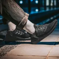 在飛比找蝦皮購物優惠-高品質 Adidas Ultra Boost 20 Blac