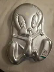 VINTAGE WILTON TWEETY BIRD MOLDED CAKE PAN - BRAND NEW - 1998