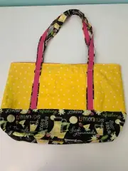 Canvas Bottomed Tote Bag Outside Slip Pockets Inside Pockets Zippered Pocket Mag
