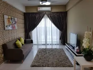 塔曼斯里蘭卡慕達的3臥室公寓 - 98平方公尺/2間專用衛浴CASA DAMAI HOMESTAY SHAH ALAM