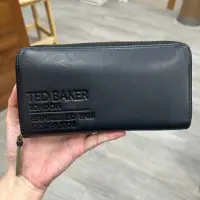 在飛比找蝦皮購物優惠-［二手正品8成新］Ted Baker 拉鍊長夾 黑色 綠色 