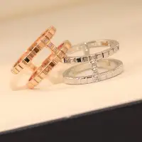 在飛比找Yahoo!奇摩拍賣優惠-蕭邦戒指Chopard時尚鏤空鑲鑽戒指 男女同款情侶對戒 幸