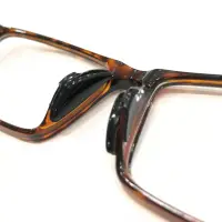 在飛比找momo購物網優惠-【KEL MODE】眼鏡配件-矽膠黑色防滑鼻墊貼-2副(#M