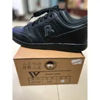 在飛比找蝦皮購物優惠-全新黑色中國強運動鞋42號（台灣製造）
