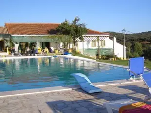 Country mansion in Montemor o Novo Alentejo with shared pool